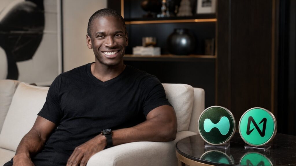 Arthur Hayes Sells Entire HYPE and NEAR Stakes, Signals Caution on Altcoins Arthur Hayes Sells Entire HYPE and NEAR Stakes, Signals Caution on Altcoins