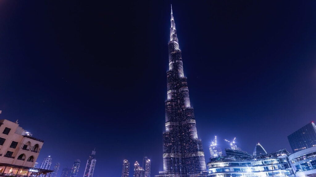 Sheikh Hamdan outlines agentic AI plans for Dubai's private sector, plans roadmap