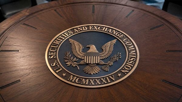 SEC advances 24-hour equity markets trading with roundtable, seeks public comments