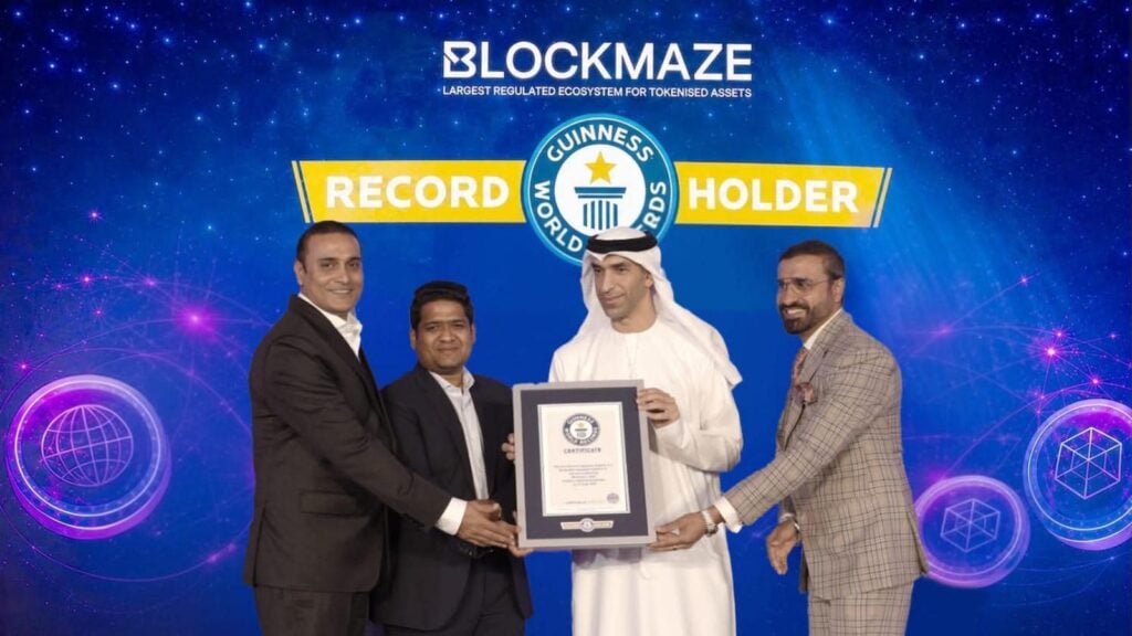 From left Mr. Tajinder Virk- Finvasia Group and Dealing, Mr. Puneet Mangla, Co-Founder and COO, Blockmaze, H.E. Dr. Thani bin Ahmed Al Zeyoudi, UAE Minister of State for Foreign Trade, and Mr. Sarvjeet Virk- F