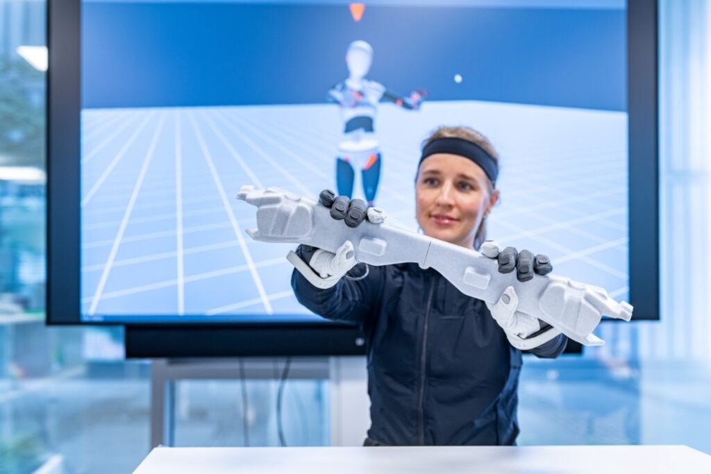 BMW establishes Landshut as central hub for humanoid robotics software BMW has designated its Landshut plant as the central development hub for humanoid robotics software, advancing AI models, simulation, and robot training to support future manufacturing applications. The plant will complement existing pilot projects in Leipzig and Spartanburg, focusing on tasks that are difficult or costly to automate using traditional methods.