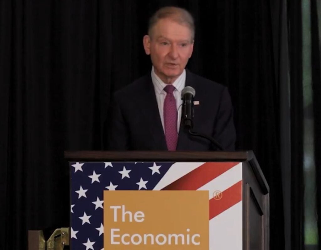 SEC Chairman Atkins goes on 'Project Crypto' to move markets onchain SEC Chairman Paul Atkins has unveiled "Project Crypto," a sweeping regulatory initiative to modernize securities rules and move financial markets on-chain. The effort, responding to President Trump's call to make America the "Crypto Capital of the World," includes a joint SEC-CFTC framework, updated custody standards, and a mid-2026 timeline for regulatory pathways.